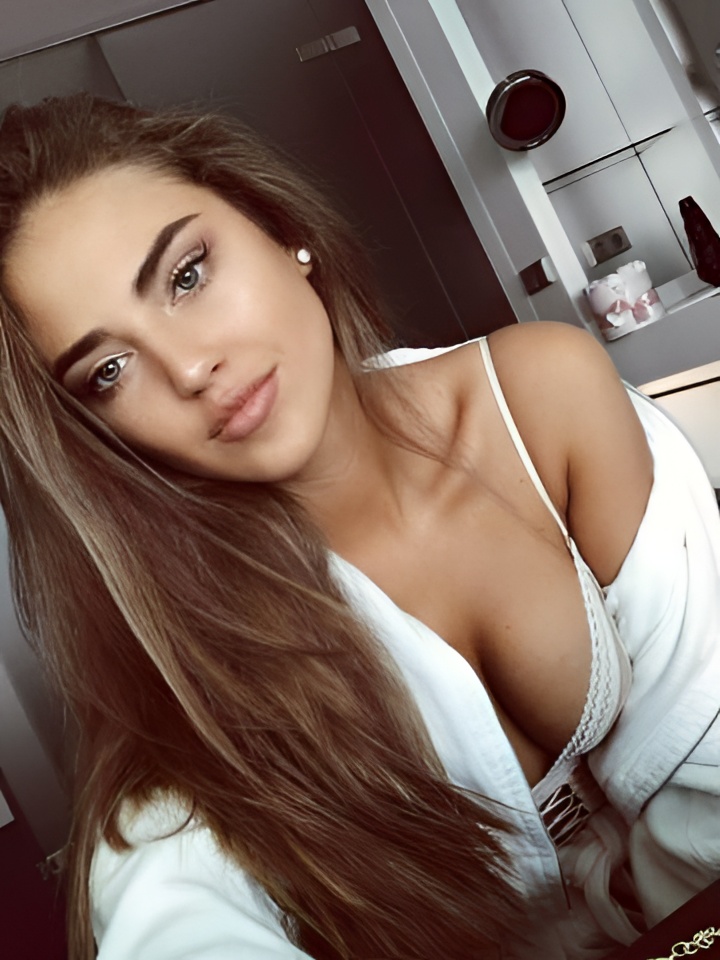 Ленусик привлекательная девушка из Калининска цена от 3000 руб