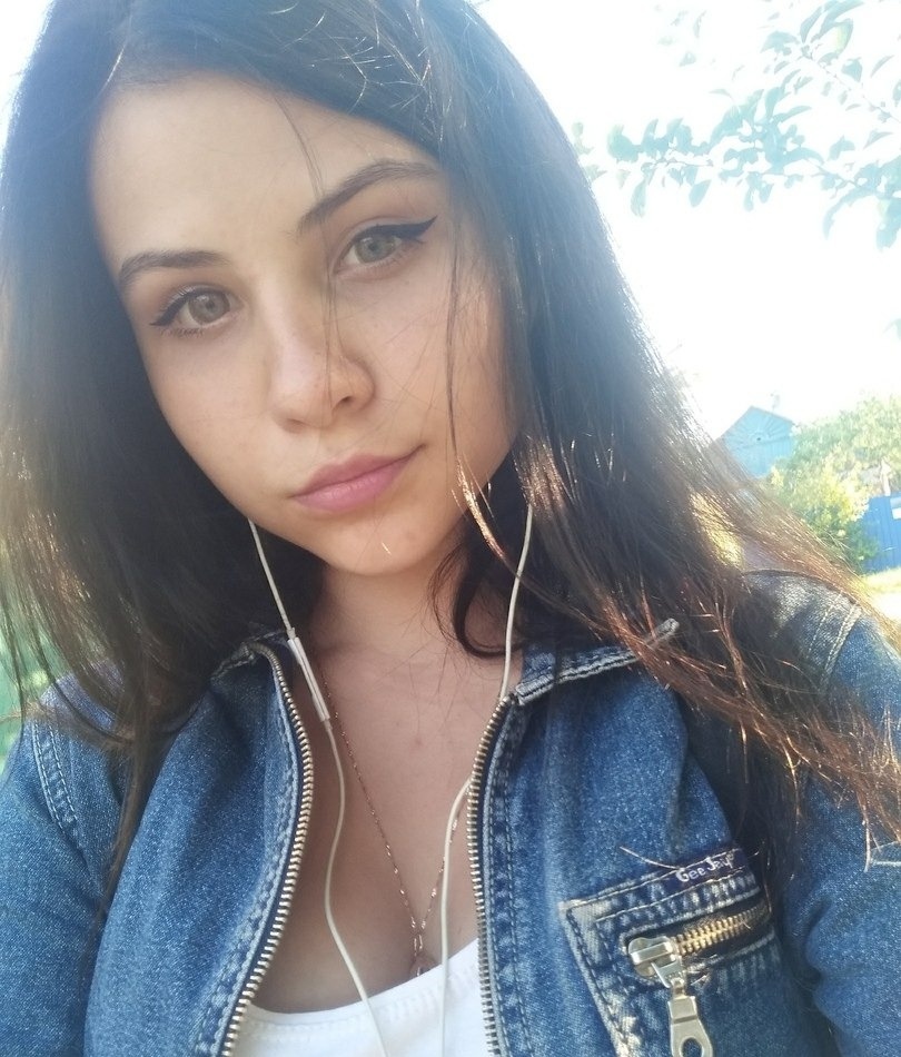 Мари привлекательная девушка из Калининска цена от 3000 руб